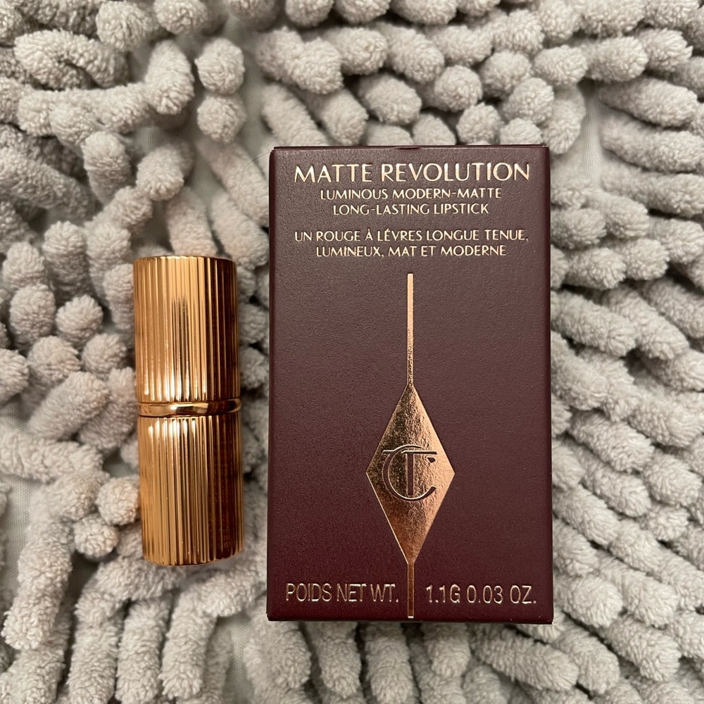Charlotte Tilbury Matte Revolution Lipstick Mini in Walk Of No Shame, 0.03 fl oz